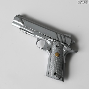 RSDF Handgun 1